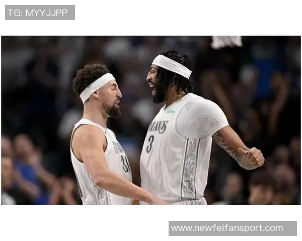 独行侠官推分享明星球员登机合影浓眉克莱弗拉格拉塞尔齐聚一堂